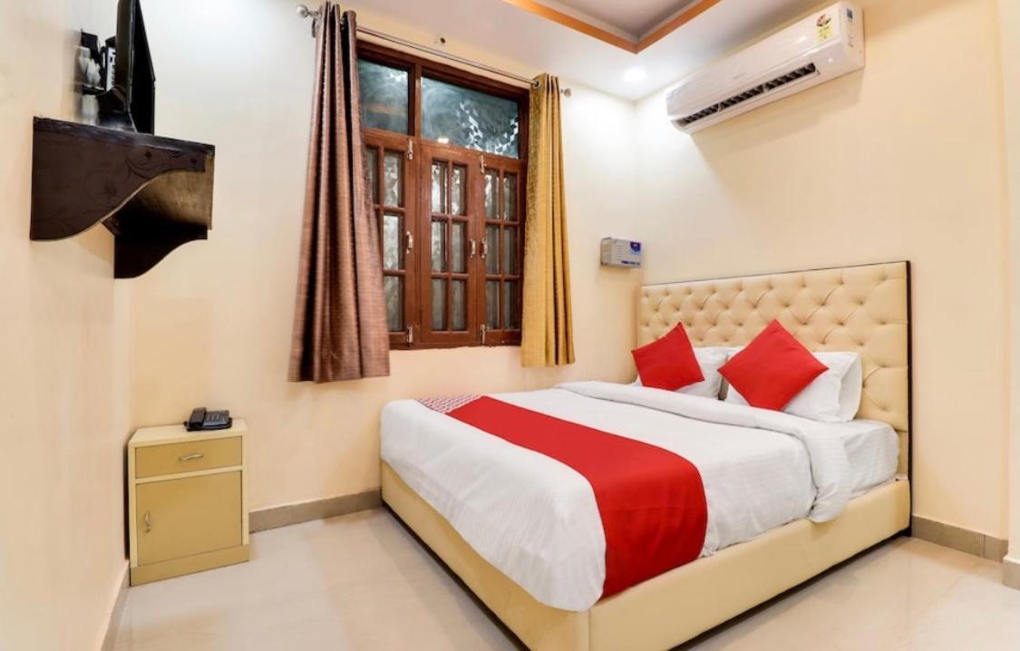 Kings & Banquet Hall Hotel Lucknow