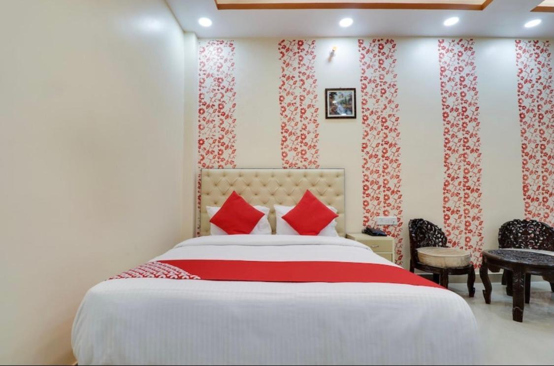 Kings & Banquet Hall 2* Lucknow