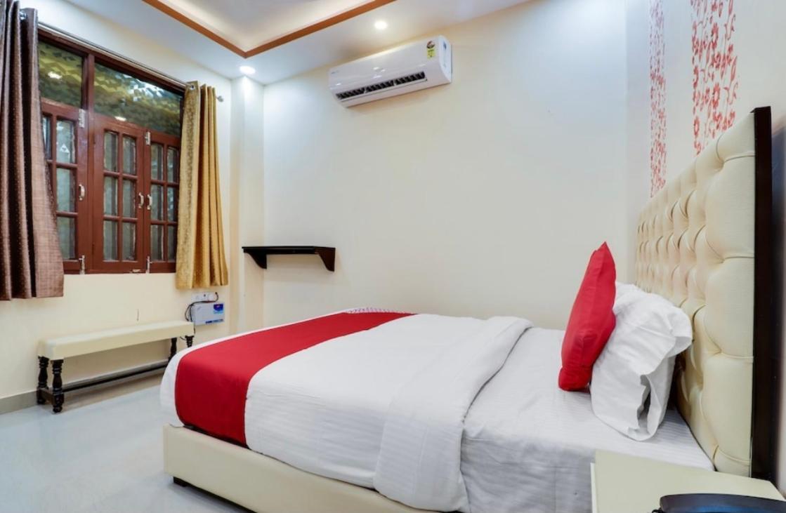 Kings & Banquet Hall Hotel 2*
